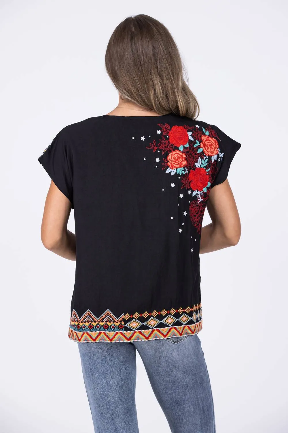 Andree By Unit - Bold Embroidered Short Sleeve Top