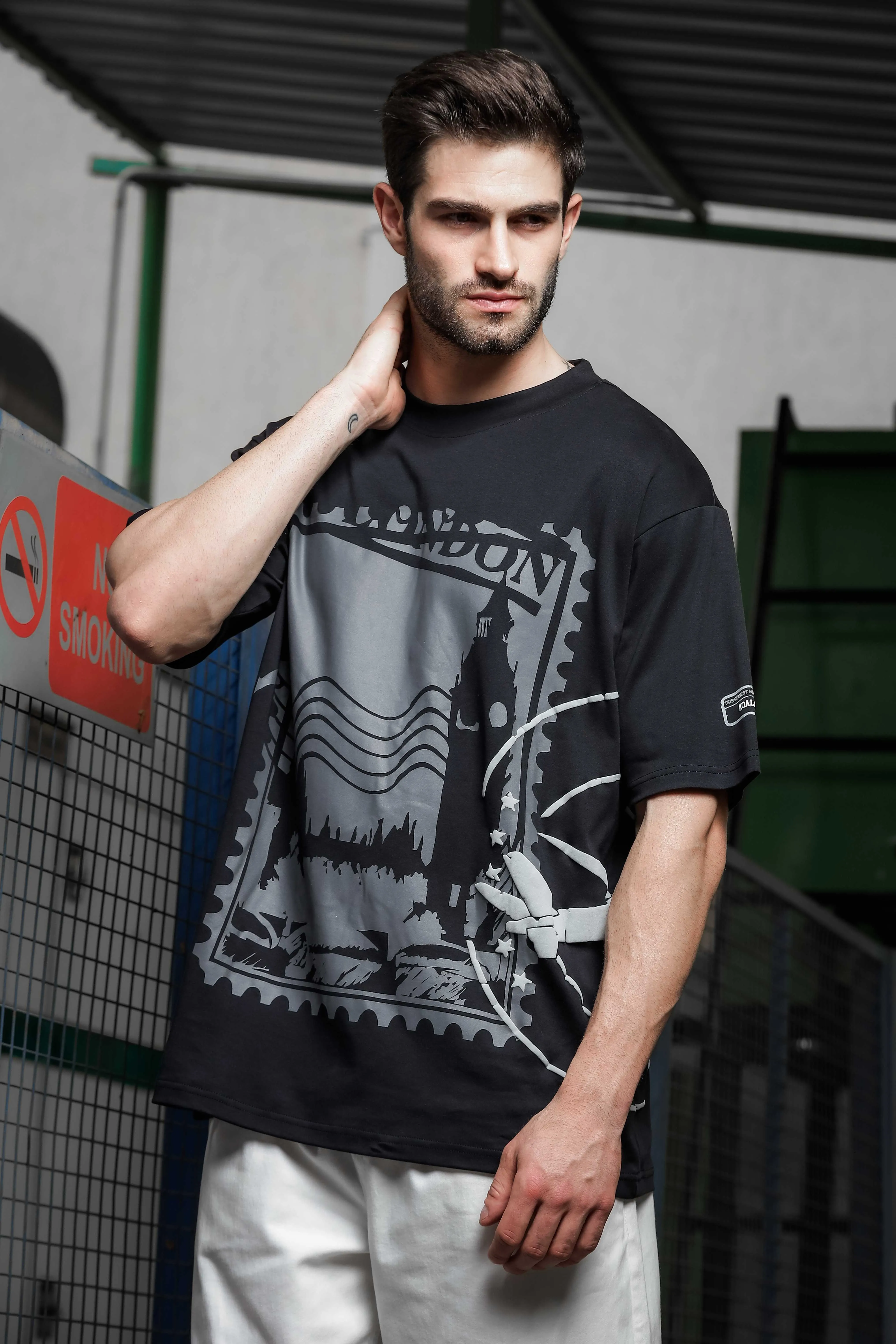 Unisex Oversized Printed Drop-Shoulder Sleeve Pure Cotton T-shirt