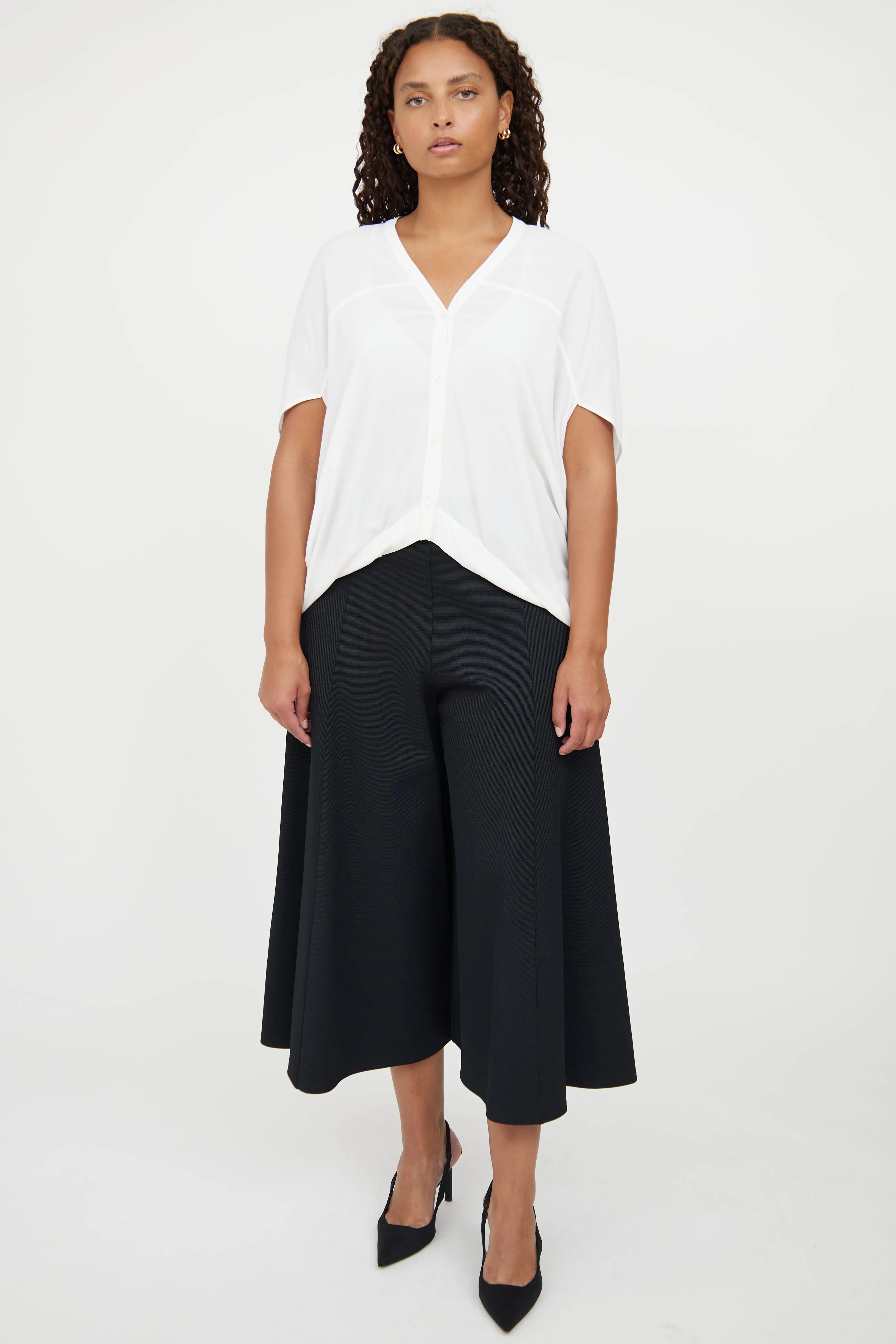 White Button High Low Top